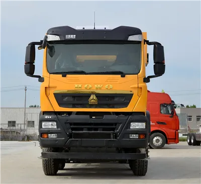 HOWO 8*4 15.3TONNIN KIAPPATUAUTO 460HP 11,3M*2,55M*3,4M